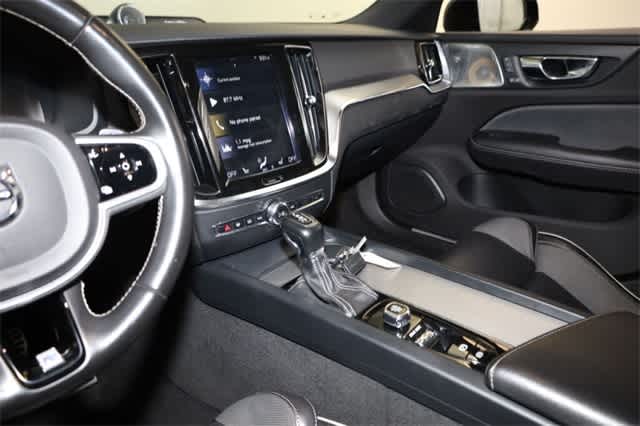 Thumbnail: 2019 Volvo S60 - 23