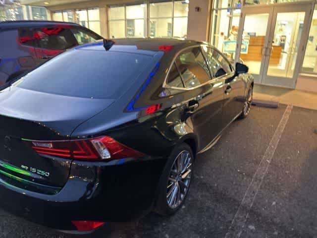 Thumbnail: 2014 Lexus IS - 13