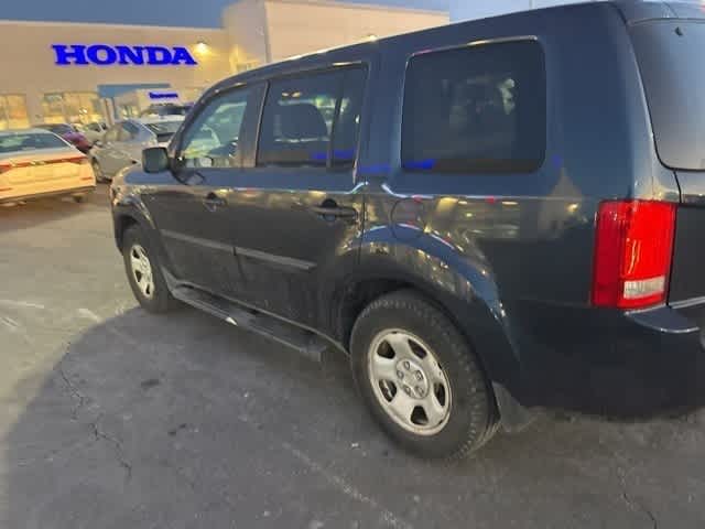 Thumbnail: 2011 Honda Pilot - 9