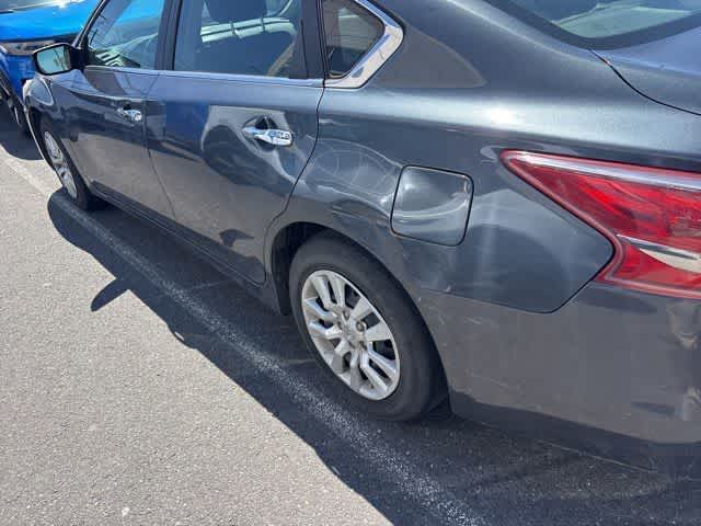 Thumbnail: 2013 Nissan Altima - 5