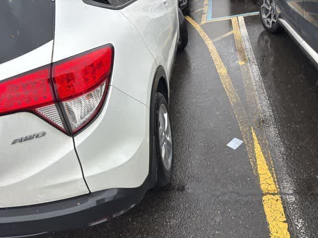 Thumbnail: 2019 Honda HR-V - 11