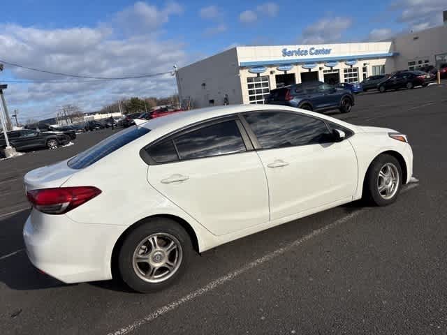 Thumbnail: 2018 Kia Forte - 13