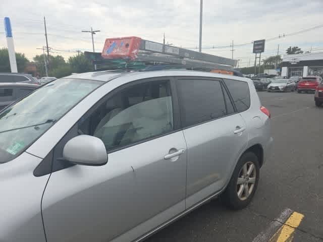 Thumbnail: 2008 Toyota RAV4 - 3