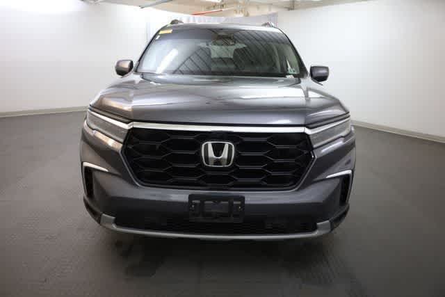 Thumbnail: 2023 Honda Pilot - 12