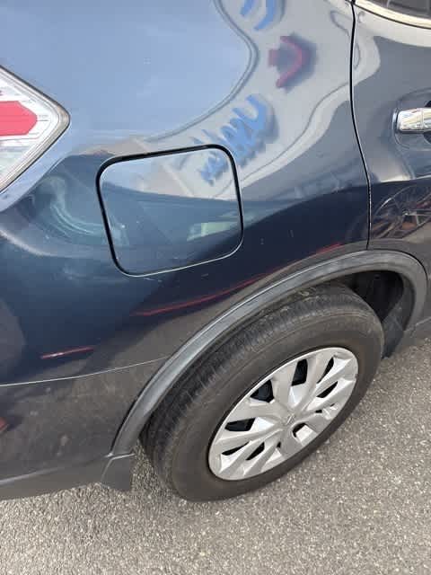 Thumbnail: 2015 Nissan Rogue - 13