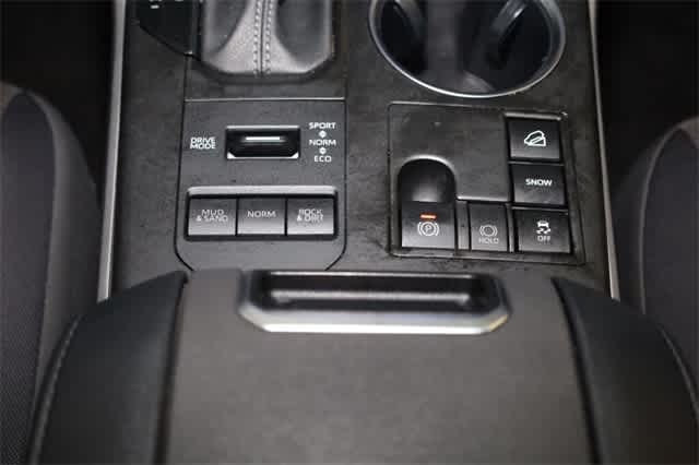 Thumbnail: 2023 Toyota Highlander - 32