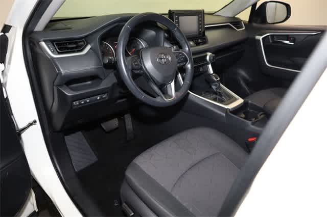 Thumbnail: 2019 Toyota RAV4 - 14