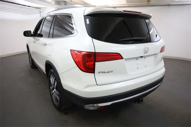 Thumbnail: 2017 Honda Pilot - 5