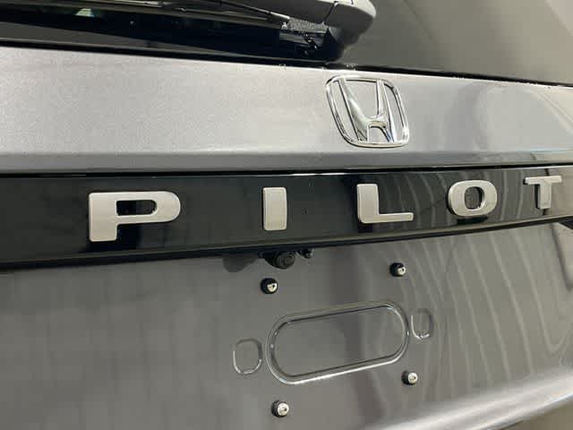 Thumbnail: 2026 Honda Pilot - 7