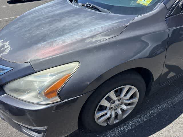 Thumbnail: 2013 Nissan Altima - 21