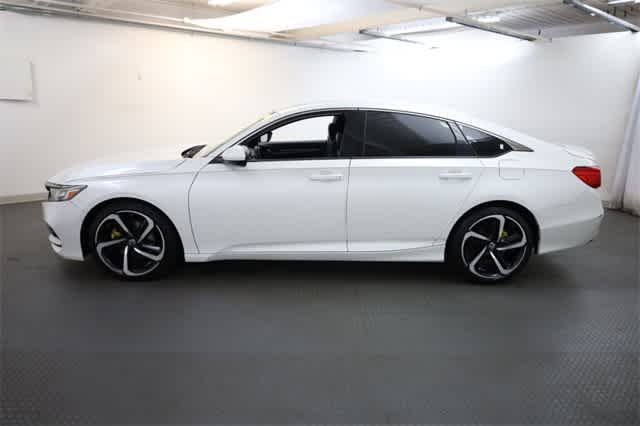 Thumbnail: 2018 Honda Accord - 3