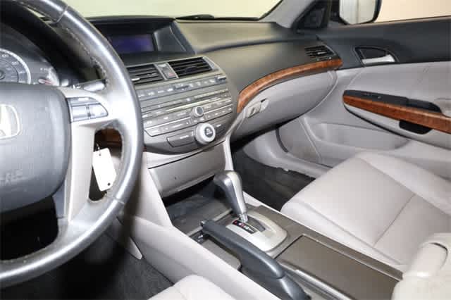 Thumbnail: 2011 Honda Accord - 25