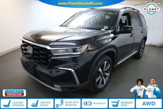 Thumbnail: 2023 Honda Pilot - 1
