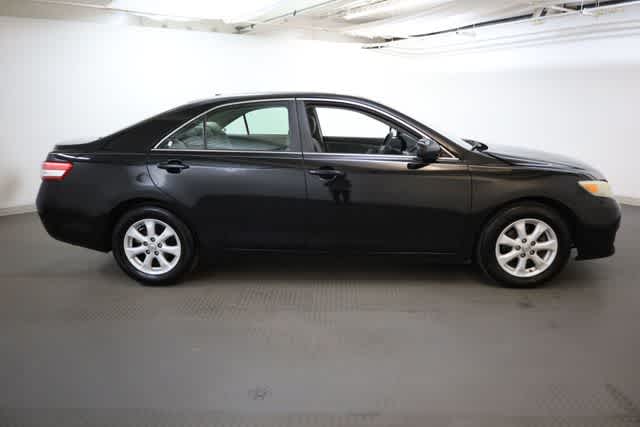 Thumbnail: 2011 Toyota Camry - 9