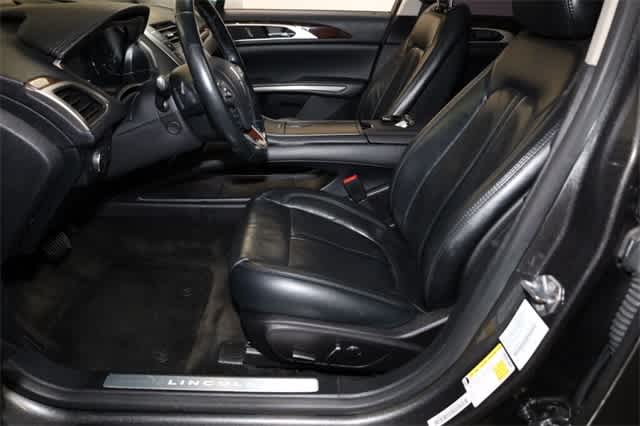 Thumbnail: 2016 Lincoln MKZ - 15