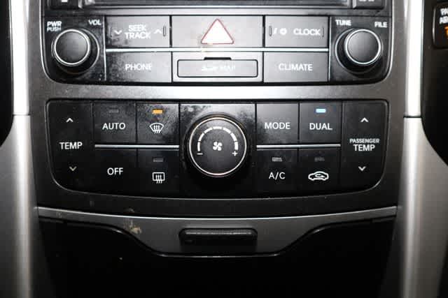 Thumbnail: 2014 Hyundai Sonata - 28