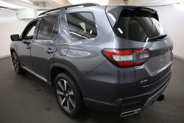 Thumbnail: 2023 Honda Pilot - 4