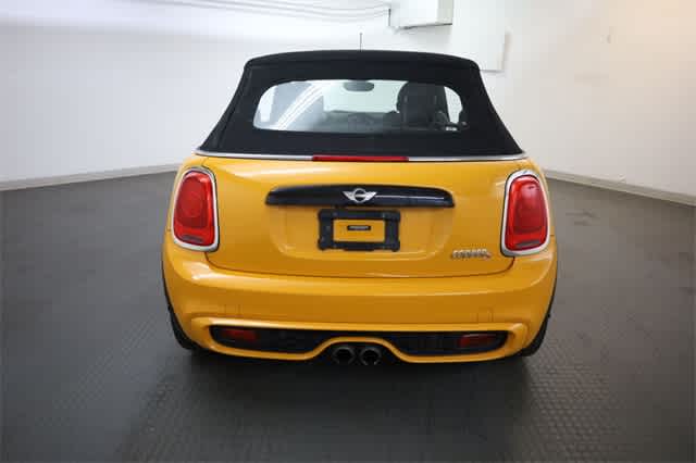 Thumbnail: 2018 MINI Cooper Convertible - 6