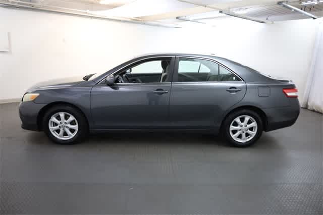 Thumbnail: 2011 Toyota Camry - 3