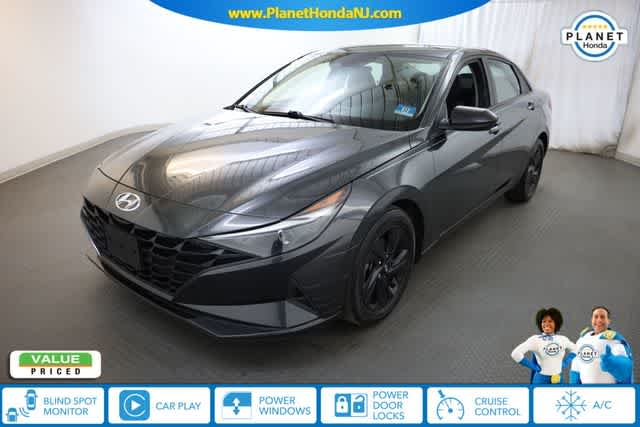 Thumbnail: 2021 Hyundai Elantra - 1