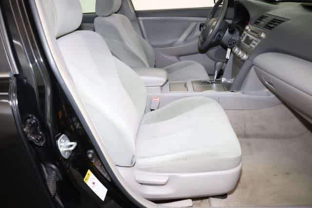 Thumbnail: 2011 Toyota Camry - 29