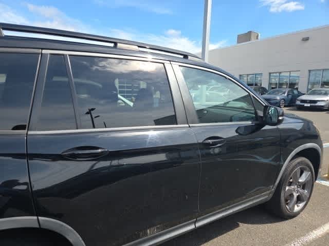 Thumbnail: 2019 Honda Passport - 13
