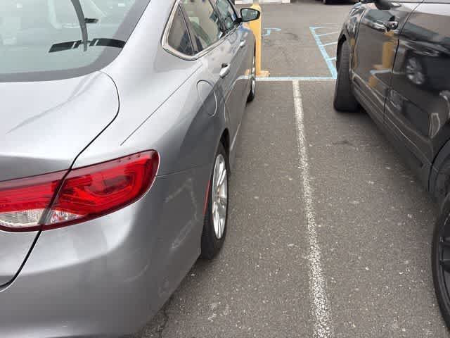 Thumbnail: 2016 Chrysler 200 - 11