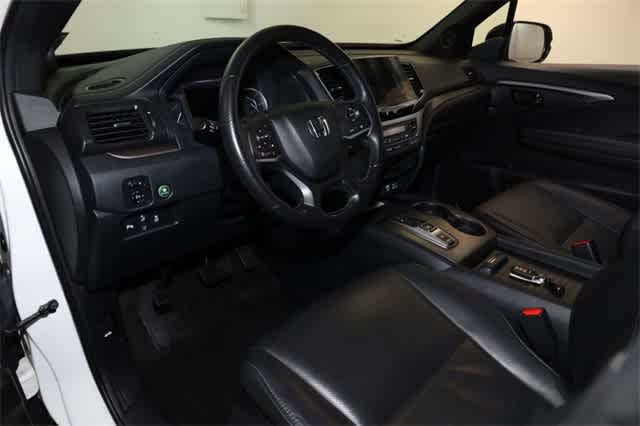 Thumbnail: 2022 Honda Passport - 15