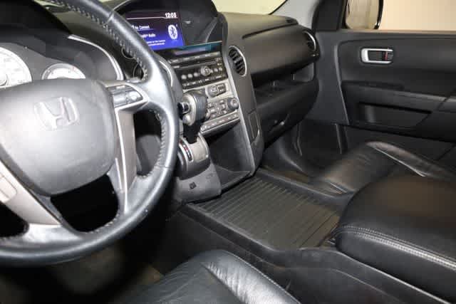 Thumbnail: 2013 Honda Pilot - 16