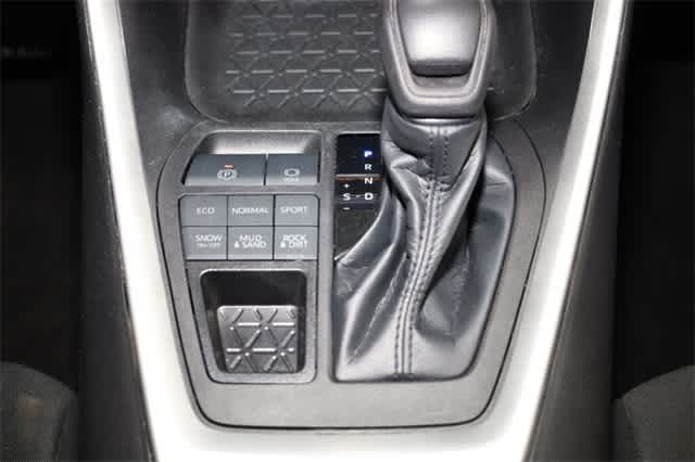 Thumbnail: 2023 Toyota RAV4 - 29