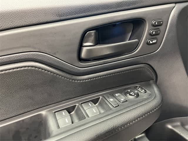 Thumbnail: 2026 Honda Odyssey - 12