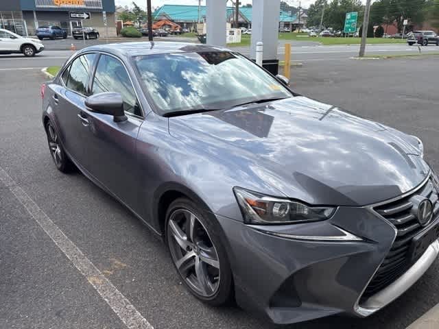 Thumbnail: 2020 Lexus IS - 16