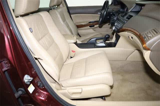 Thumbnail: 2010 Honda Accord - 20
