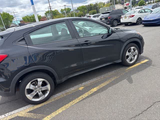 Thumbnail: 2019 Honda HR-V - 13