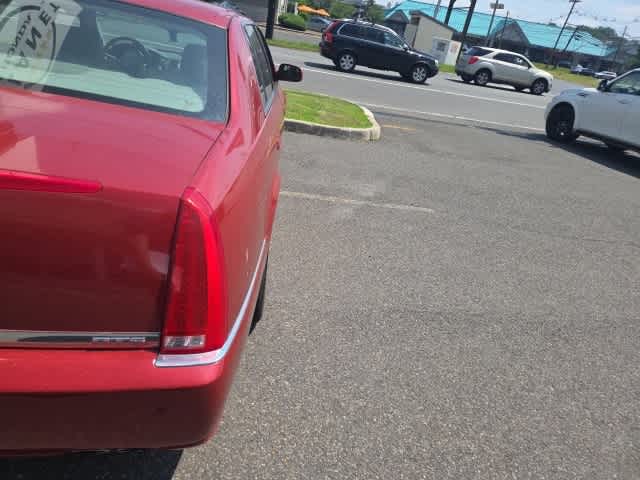 Thumbnail: 2008 Cadillac DTS - 10