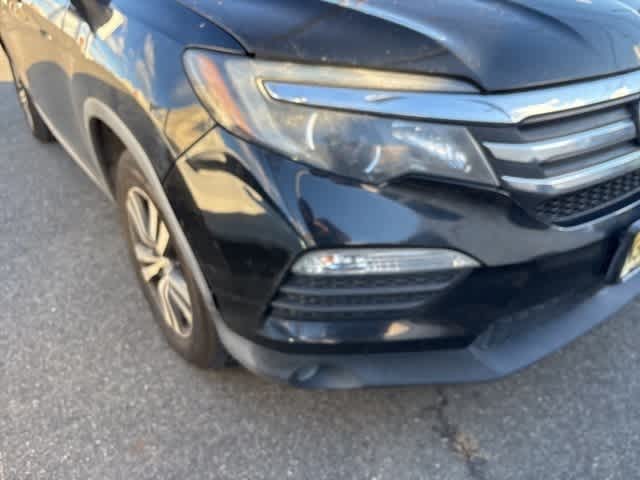 Thumbnail: 2016 Honda Pilot - 29