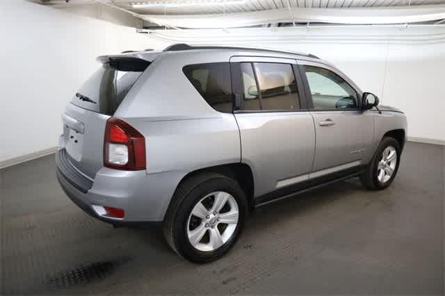 Thumbnail: 2015 Jeep Compass - 8