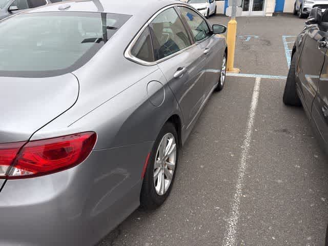 Thumbnail: 2016 Chrysler 200 - 12