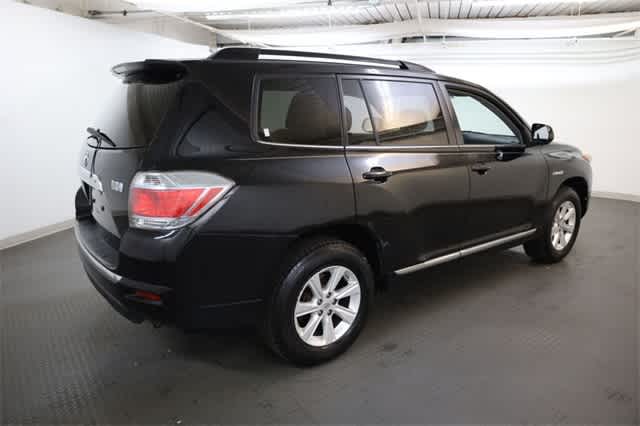 Thumbnail: 2013 Toyota Highlander - 8