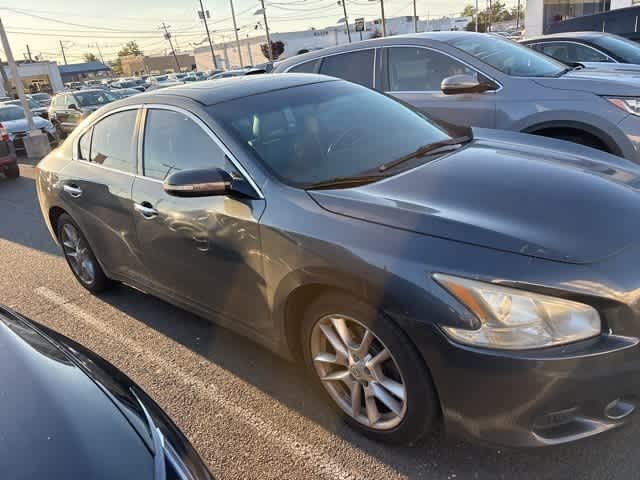 Thumbnail: 2011 Nissan Maxima - 6