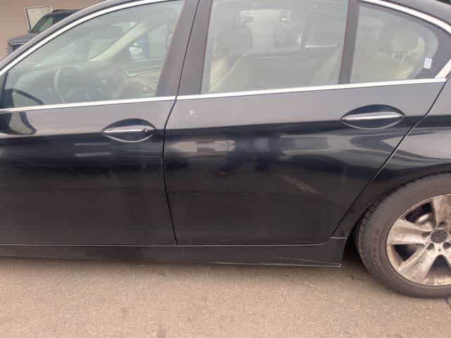 Thumbnail: 2011 BMW 5 Series - 7