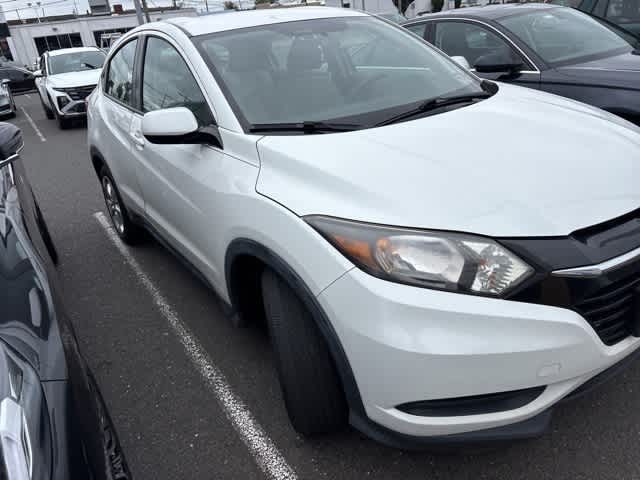 Thumbnail: 2016 Honda HR-V - 12