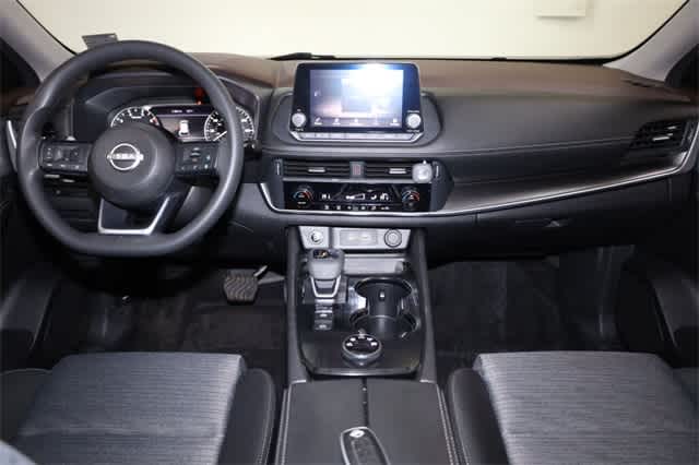 Thumbnail: 2023 Nissan Rogue - 17