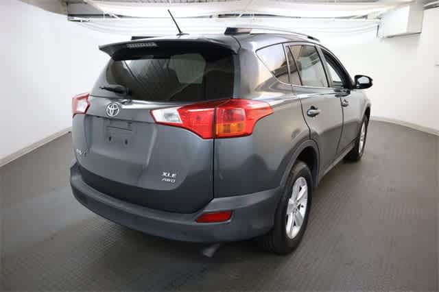 Thumbnail: 2014 Toyota RAV4 - 7