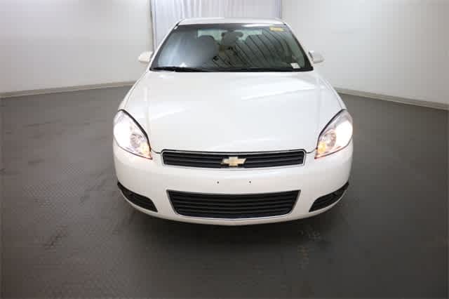 Thumbnail: 2011 Chevrolet Impala - 12
