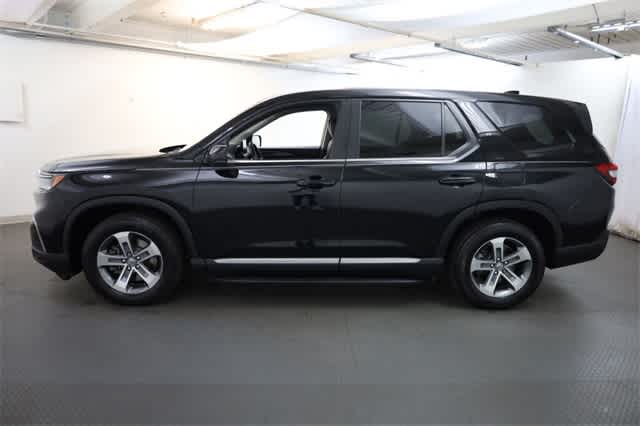 Thumbnail: 2023 Honda Pilot - 3