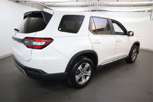 Thumbnail: 2024 Honda Pilot - 8
