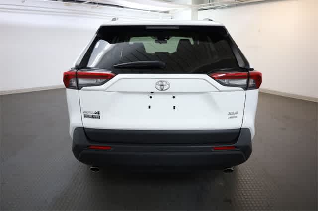 Thumbnail: 2019 Toyota RAV4 - 6