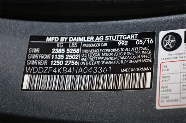 Thumbnail: 2017 Mercedes-Benz E-Class - 37