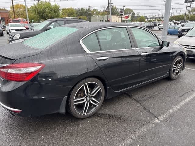 Thumbnail: 2017 Honda Accord - 16